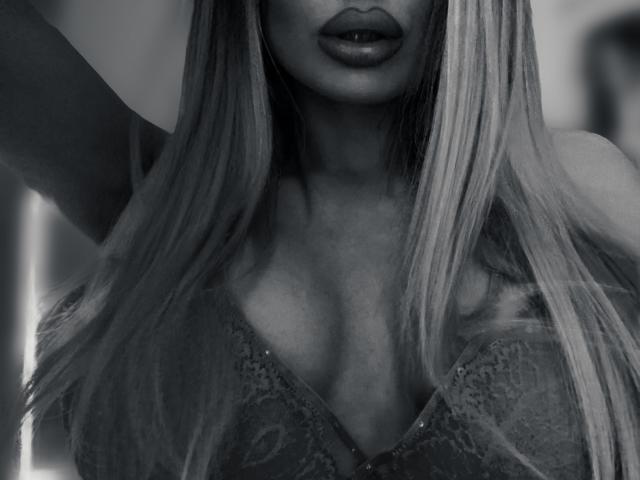 RheaI - Live sexe cam - 25482129