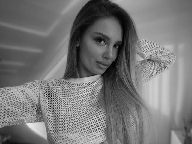 RheaI - Sexe cam en vivo - 25482221