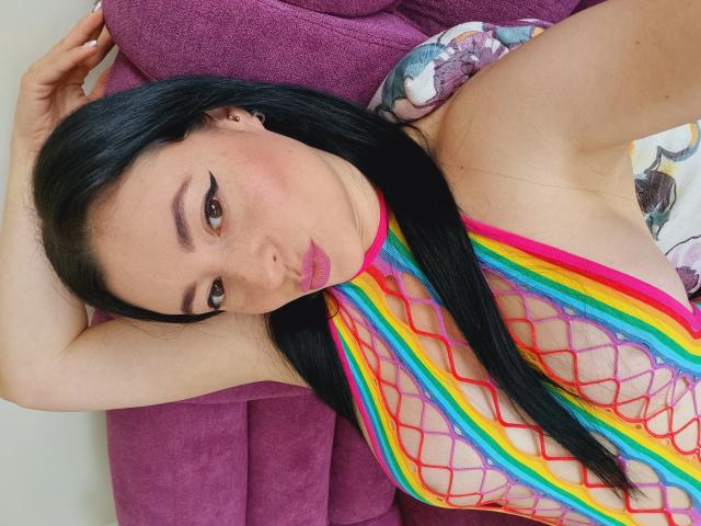 VaaleryStark - Élő pornó és szexkamera - 25483989