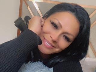 ShophiaBenetta - Live porn &amp; sex cam - 25485225