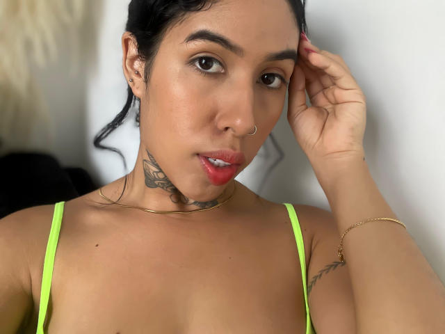 Chanelly - Live porn &amp; sex cam - 25485725