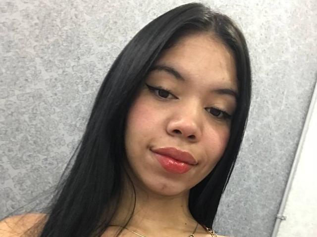 EmaGarces - Live porn &amp; sex cam - 25486013
