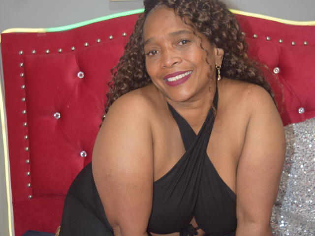 AinaEbonyQueen - сексуальная веб-камера в реальном времени - 25486449