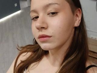 LauraBennett-hot - Live porn &amp; sex cam - 25489101