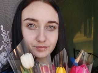 DeliaLiv - сексуальная веб-камера в реальном времени - 25490869