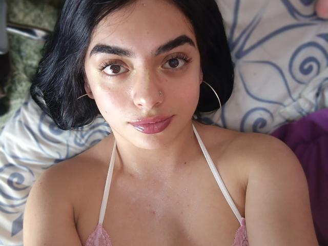 EmaRosee - Live porn &amp; sex cam - 25495645