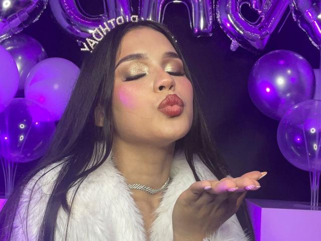 CarolineWill - Sexe cam en vivo - 25501345