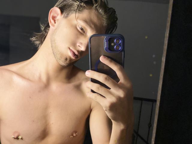 DennyHotX - Live porn &amp; sex cam - 25503561