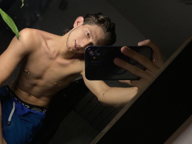 DennyHotX - Live porn &amp; sex cam - 25503617