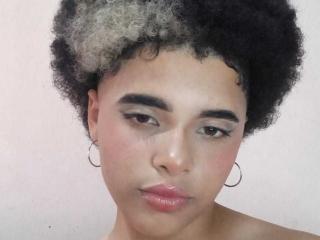 KellyLove69 - сексуальная веб-камера в реальном времени - 25506389