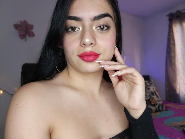 EmaRosee - Camera khiêu dâm &amp; quyến rũ trực tiếp - 25507073