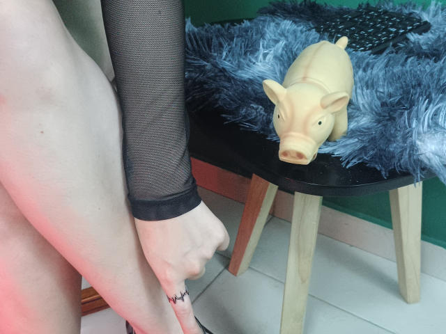 DominatrixLeila - פורנו בשידור חי ומצלמת סקס - 25510753