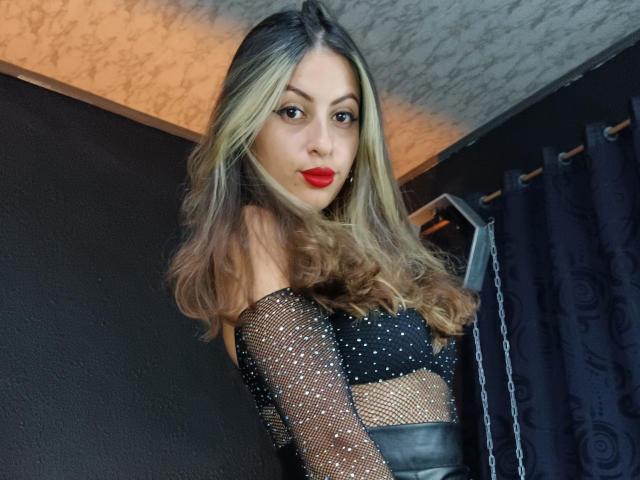 DominatrixLeila - Live sexe cam - 25511109