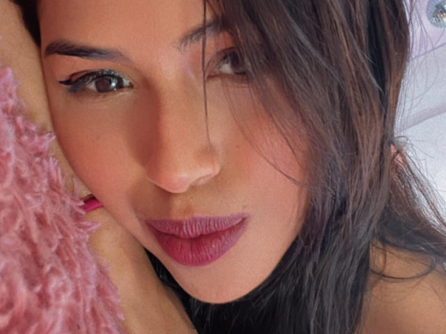 MyaaTyler - פורנו בשידור חי ומצלמת סקס - 25513045