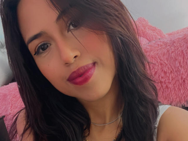 MyaaTyler - פורנו בשידור חי ומצלמת סקס - 25513109