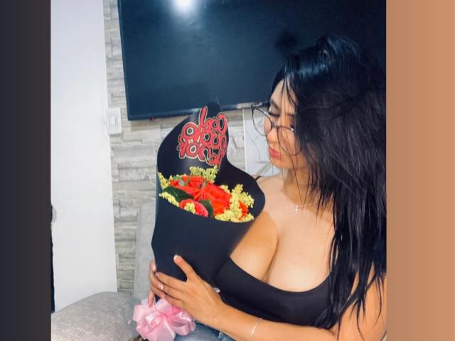 NahomyStone - Live porn &amp; sex cam - 25513285