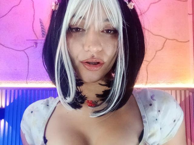 LindaWatsong - Live porn &amp; sex cam - 25513513