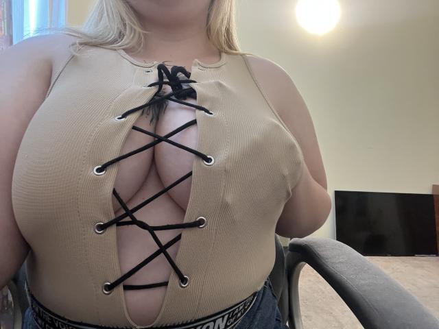 DiLaria - Live porn &amp; sex cam - 25514337