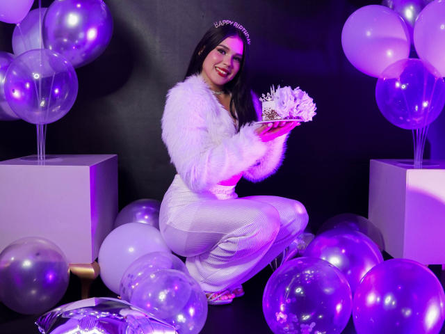 CarolineWill - 라이브 포르노 &amp; 섹스 캠 - 25516137