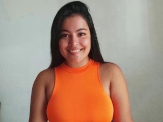 MiaBeicker - Live porn &amp; sex cam - 25517637