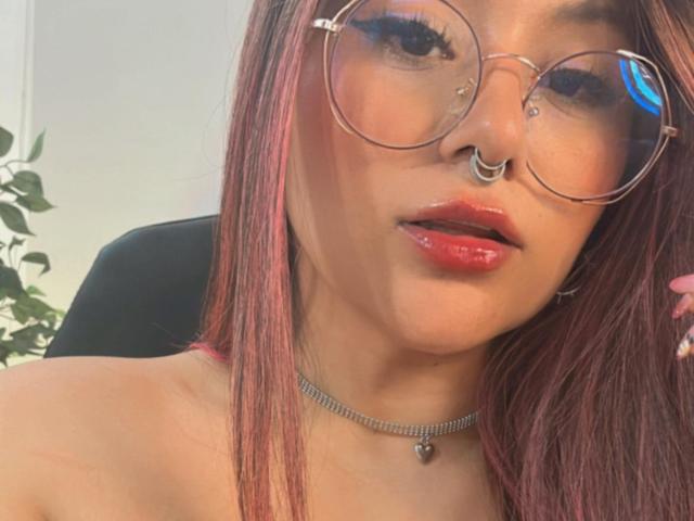 LorraineV - Live sex cam - 25517785