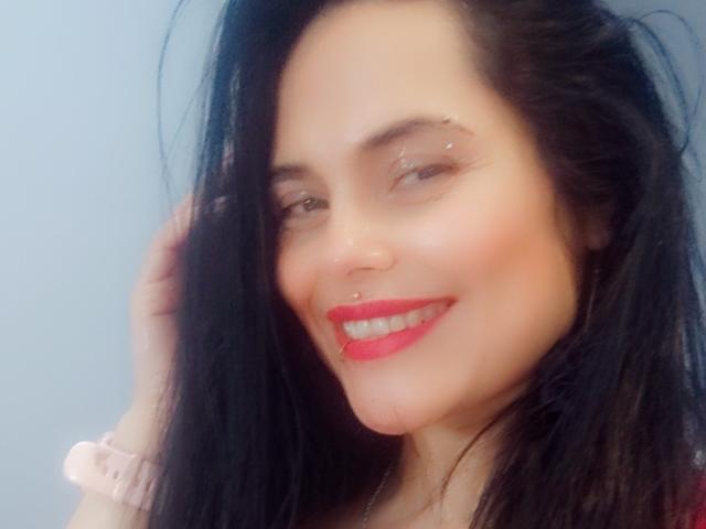 CharlotteCrofort - Sexe cam en vivo - 25518033