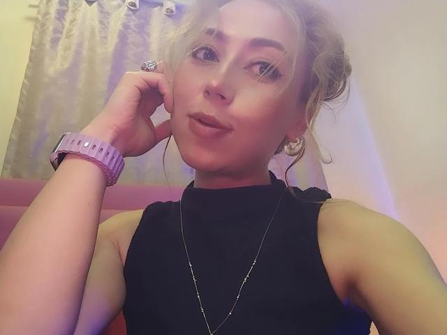 DouceKhrystine - Camera khiêu dâm &amp; quyến rũ trực tiếp - 25519649