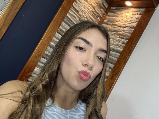 SharonKlart - Live porn &amp; sex cam - 25520993