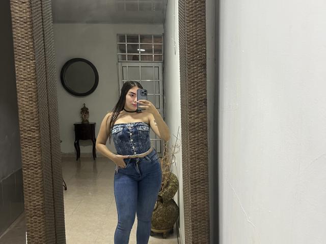 SharonKlart - Live sex cam - 25521053