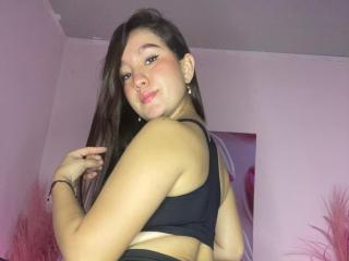 GagingZariha - Live porn &amp; sex cam - 25521641