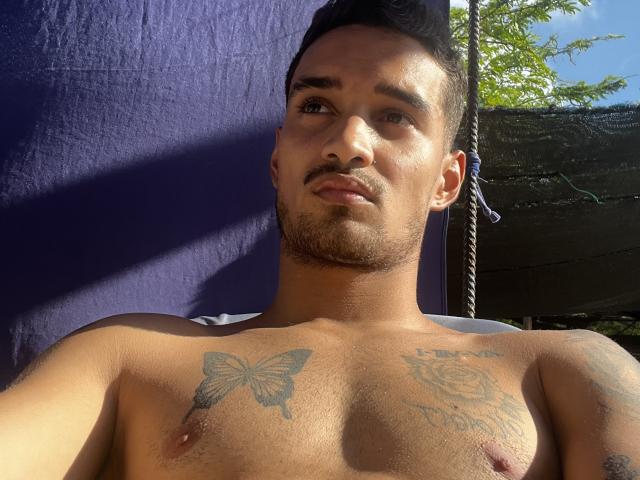 LailaAsher - Live porn &amp; sex cam - 25522345