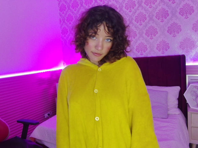 MiaSinclairX - Live porn &amp; sex cam - 25522689