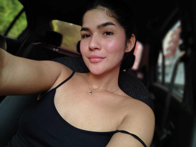 ScarlletZhen - Live Sex Cam - 25525181