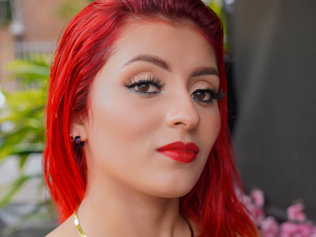 LizBonnet - Live Sex Cam - 25532361