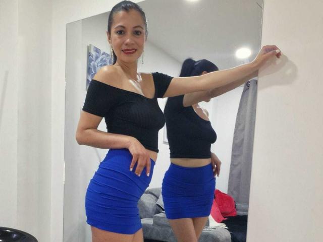 MelissaBaud - Camera khiêu dâm &amp; quyến rũ trực tiếp - 25533477