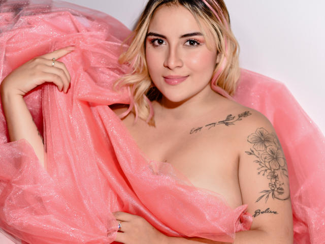 EmilyBrrown - Live porn &amp; sex cam - 25538249