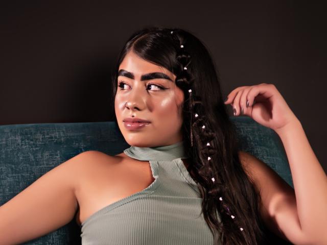 JulieAddams - Live Sex Cam - 25539721