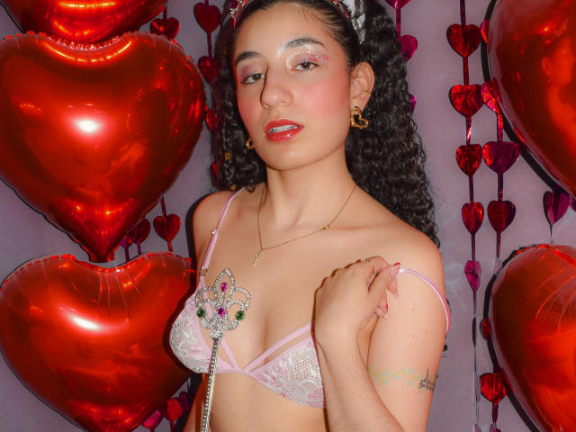 MaddieRousse - Live porno og sexkamera - 25541549