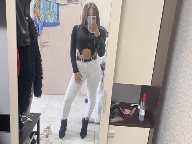 Miliaana - сексуальная веб-камера в реальном времени - 25545465