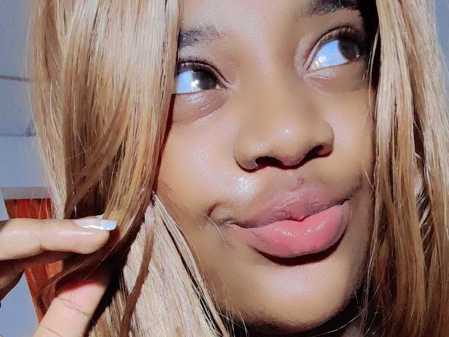 AliciaBabyG - Sexe cam en vivo - 25548921