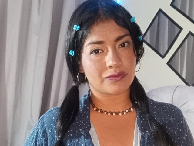 ArianithaXox - Live Sex Cam - 25552293