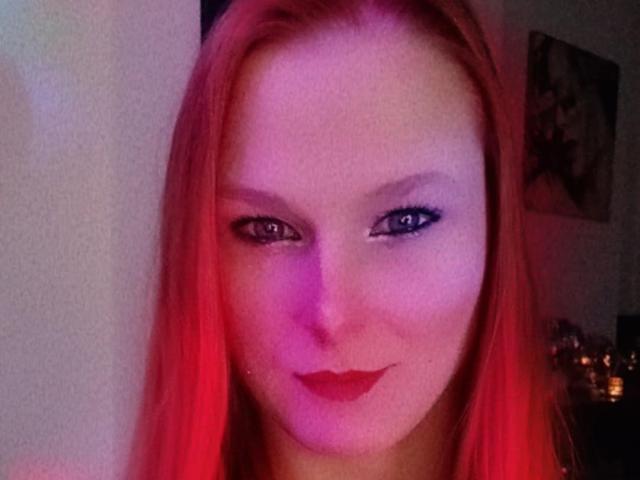 LineDivine69 - Sexe cam en vivo - 25556377