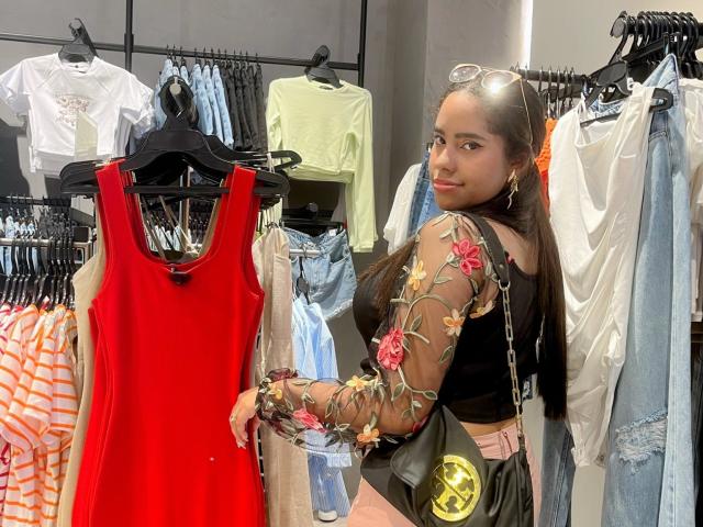 SiennaTaylor - Porno na żywo i seks kamera - 25558129