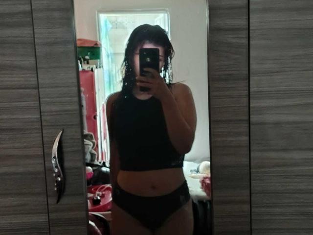 MillaCasanova - Live sex cam - 25558405