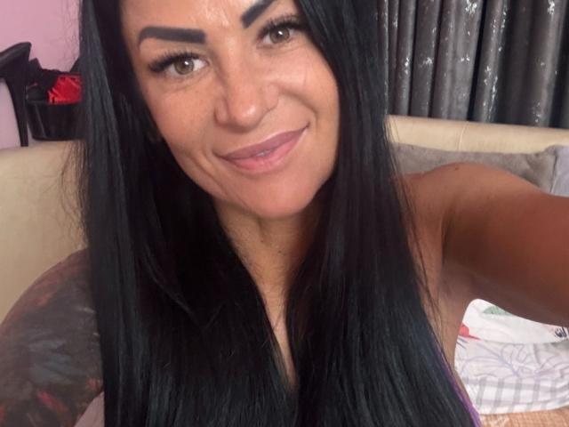 AndraD - Live Sex Cam - 25566001