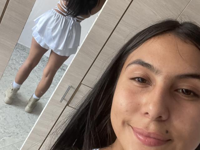 SarahCuteXox - ライブポルノ&amp;セックスカム - 25567625