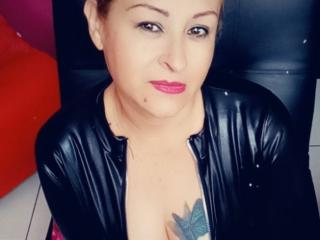ZafiroMilf - сексуальная веб-камера в реальном времени - 25568033