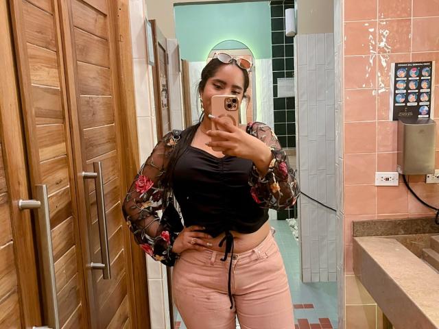 SiennaTaylor - פורנו בשידור חי ומצלמת סקס - 25572725