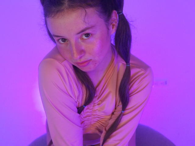 VioletaNova - Live porn &amp; sex cam - 25574445