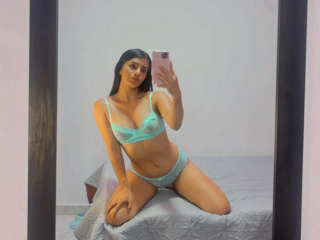 SofiMontiell - Live sex cam - 25574669